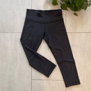 Lululemon Wunder Under Cropped Legging | Size 4